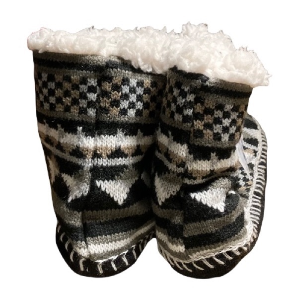 MUK LUKS Aztec Tribal Bootie Slippers White Gray Black Womens Medium 5 6 7 - Picture 5 of 10
